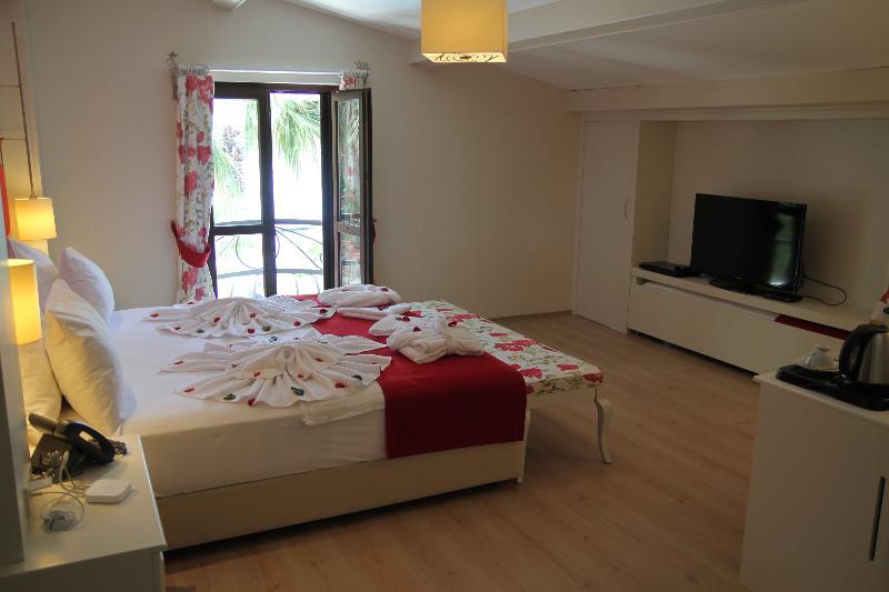 Baga Hotel Akyaka  Buitenkant foto